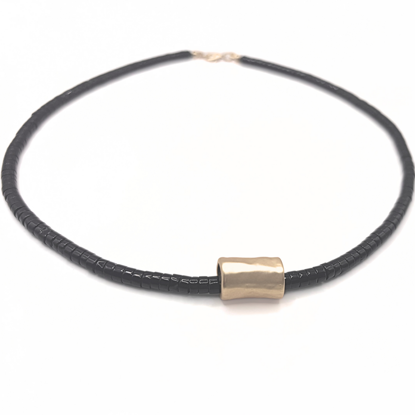 The Heishi Matte Gold Barrel Necklace in BLACK