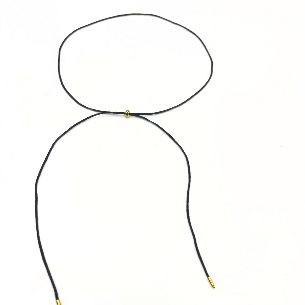 Classic Lariat Necklace in Black