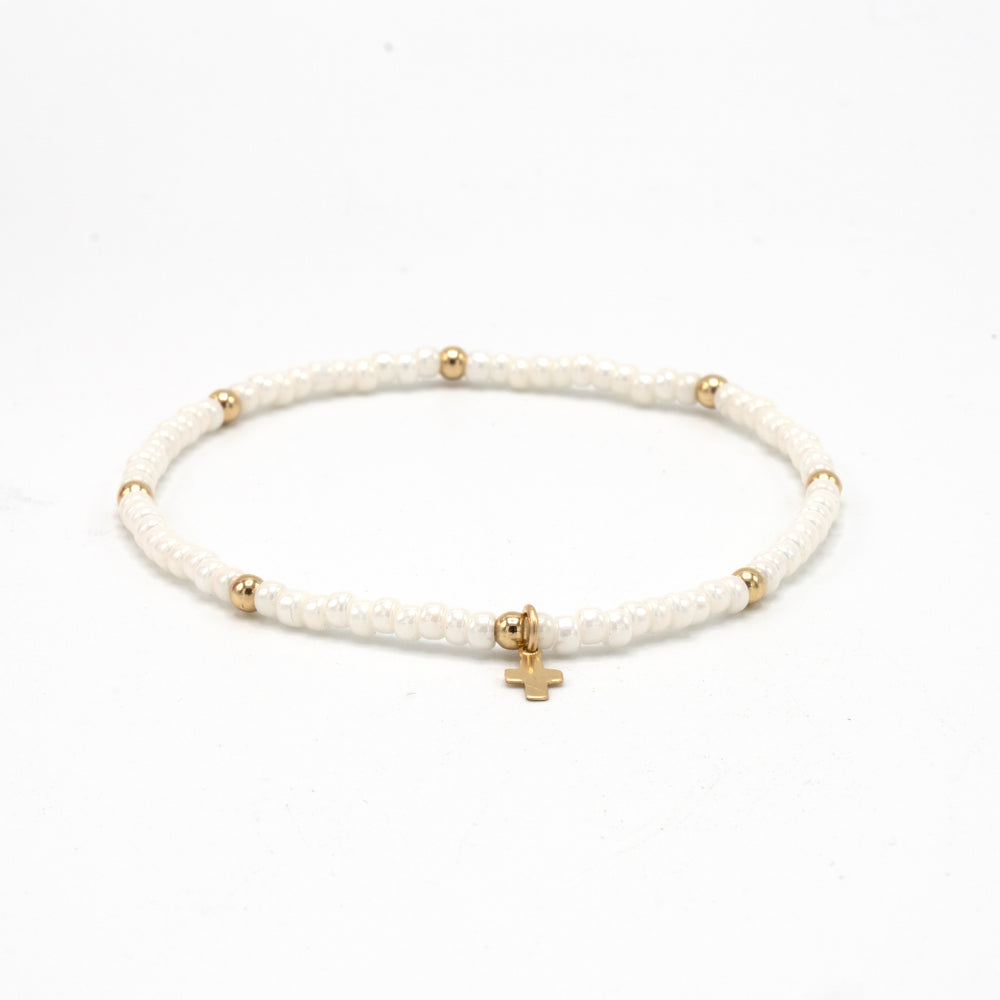 Luxe Cross Bracelet in PEARL WHITE