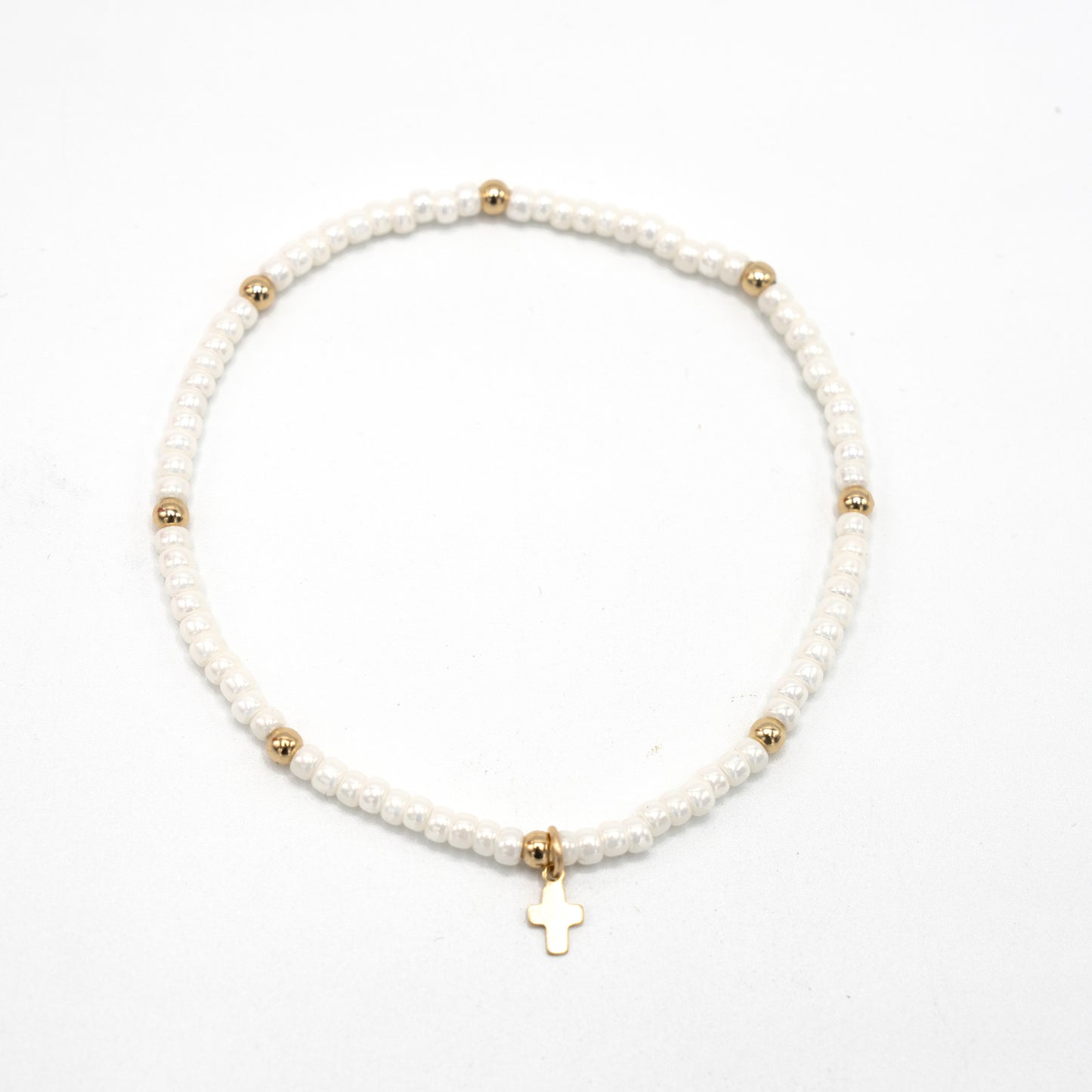 Luxe Cross Bracelet in PEARL WHITE