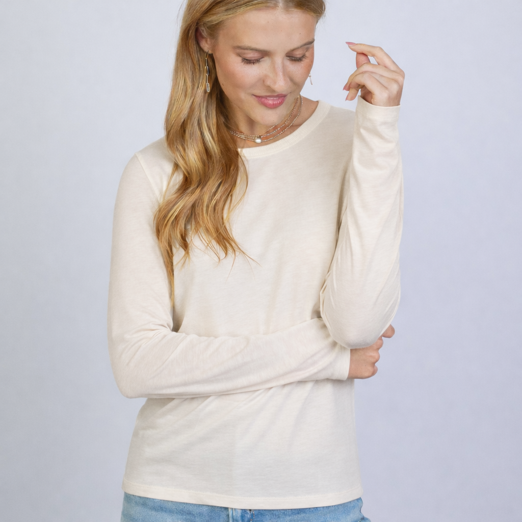 Weekender Tee in Oyster - Long Sleeve