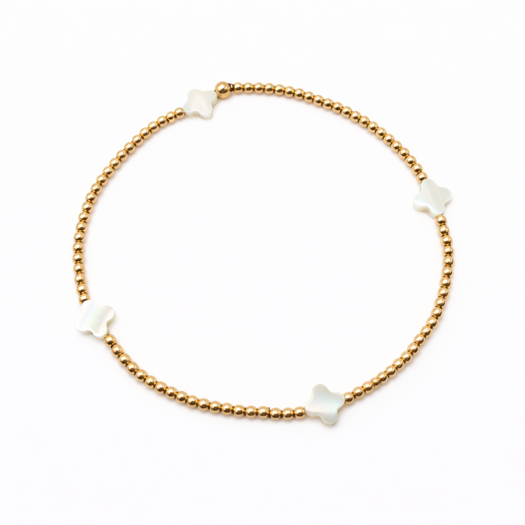 The Lucky Clover Bracelet in White Mother of Pearl