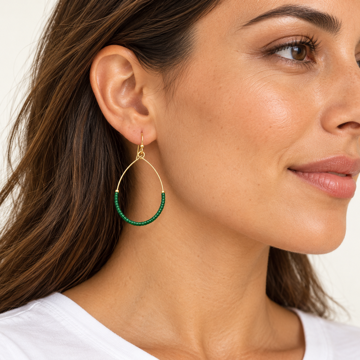 E-ASTER-GAMEGR earring on model