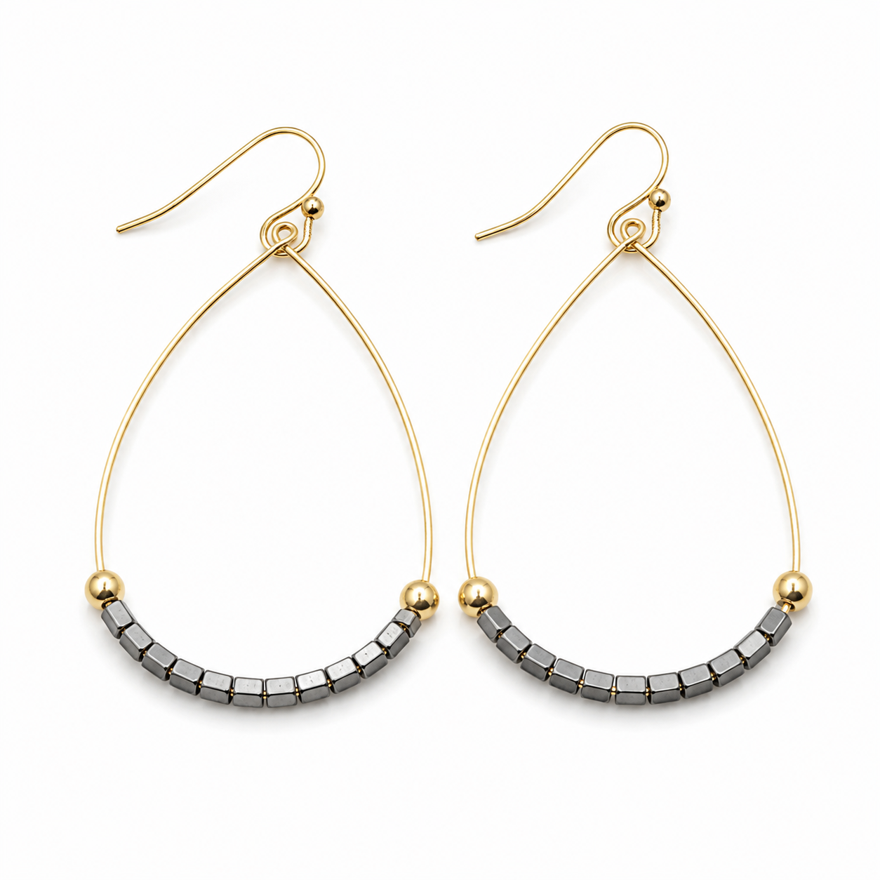 Aster Beaded Earring in Pewter erin gray