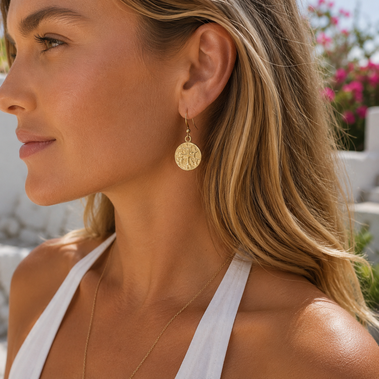 Coin Earring in brushed gold erin gray
