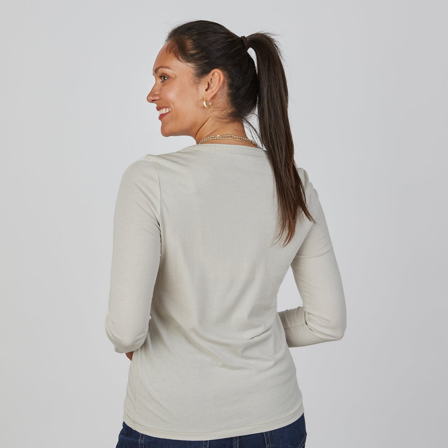 Weekender Tee in Oyster - Long Sleeve erin gray