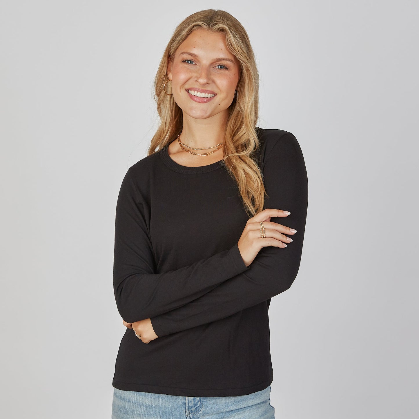 Weekender Tee Black Long Sleeve Cotton Slim Fit erin gray