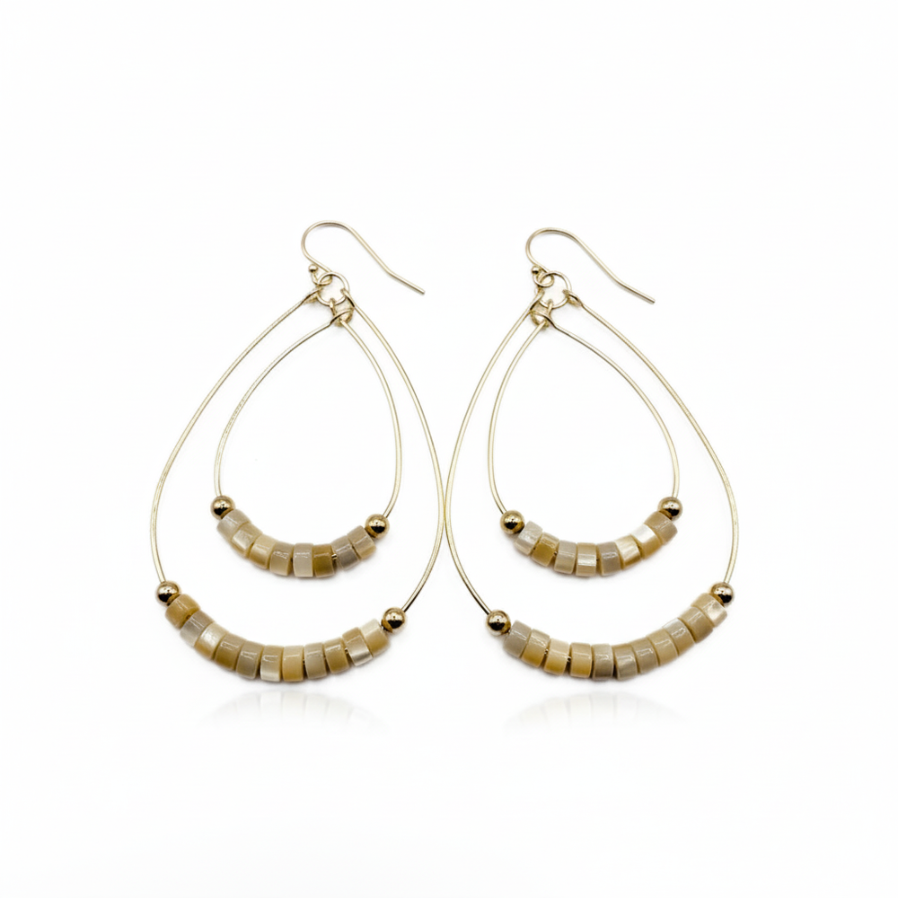 Heishi Ella Cate Earring in NATURAL