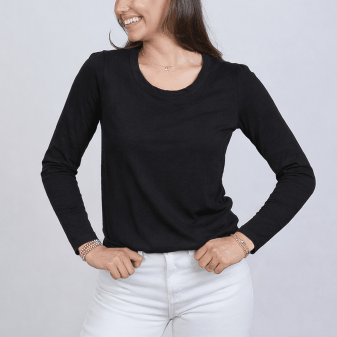 erin-gray-saturday-tee-in-black---long-sleeve-35499461