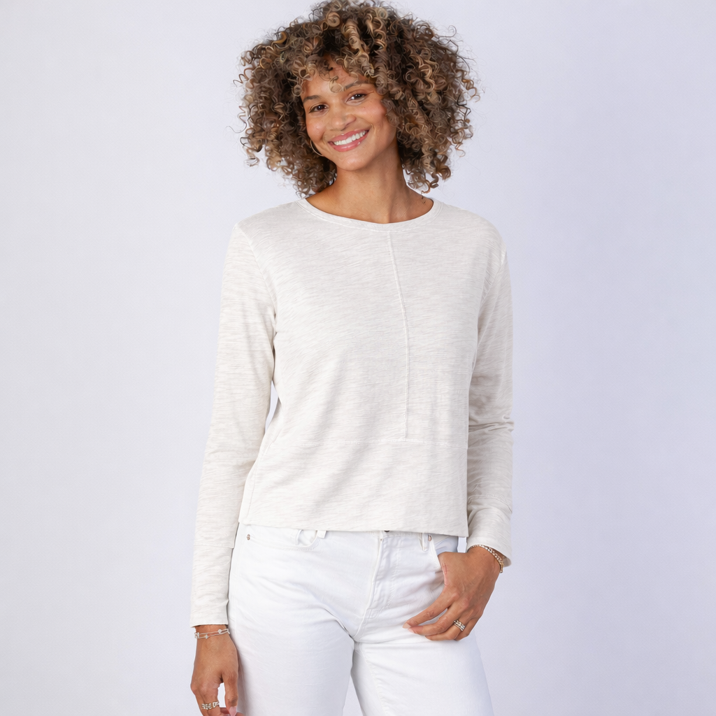 perfect white tee long sleeve - erin gray