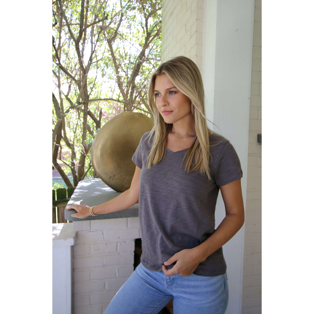 erin gray:Short Sleeve MESSY V Tee in Charcoal