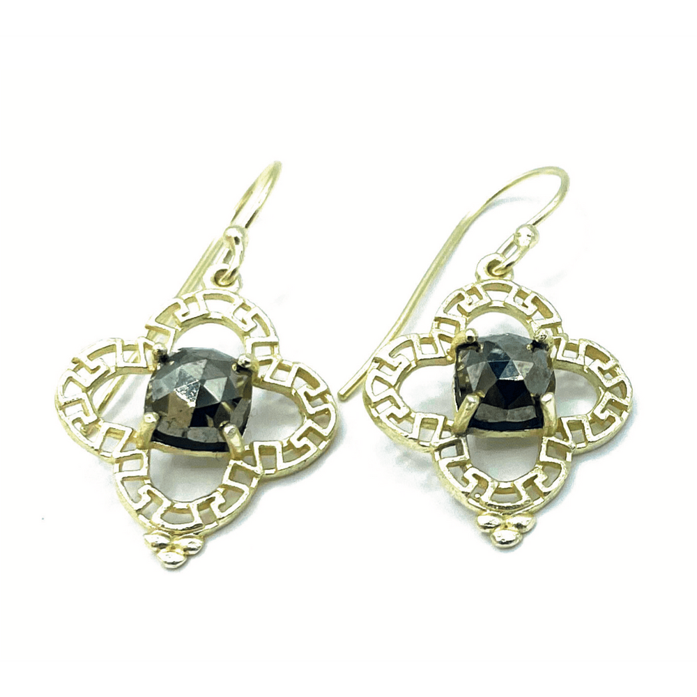 erin gray:Cabo Clover Pyrite Earring