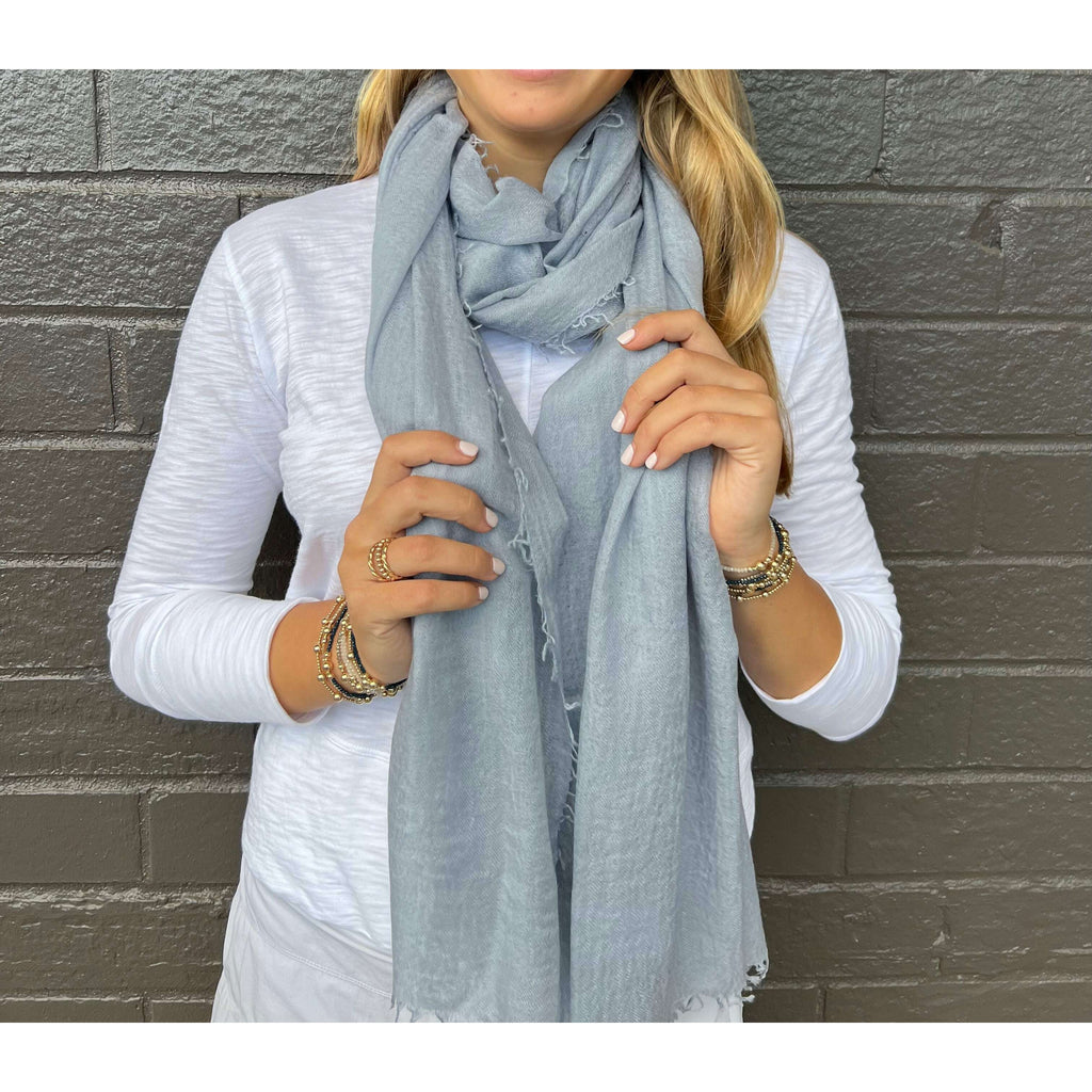 erin gray:Cashmere Scarf,Light Blue