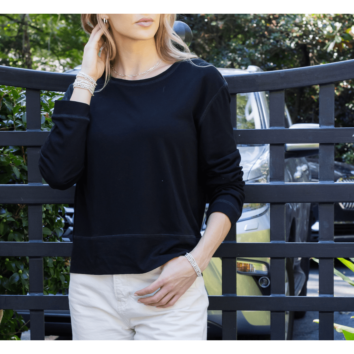 erin gray:Dylan Lounge Tee in Black