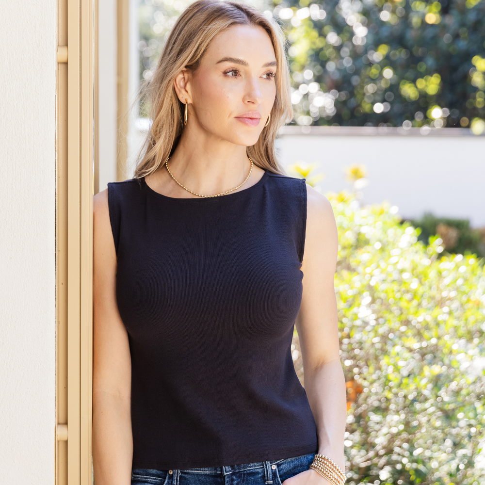 
                      
                        erin gray:Havana Ribbed Sleeveless Top in Black
                      
                    