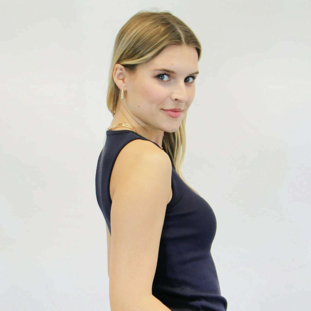 
                      
                        erin gray:Luxe Elevated Ribbed High Neck Tank in Navy
                      
                    