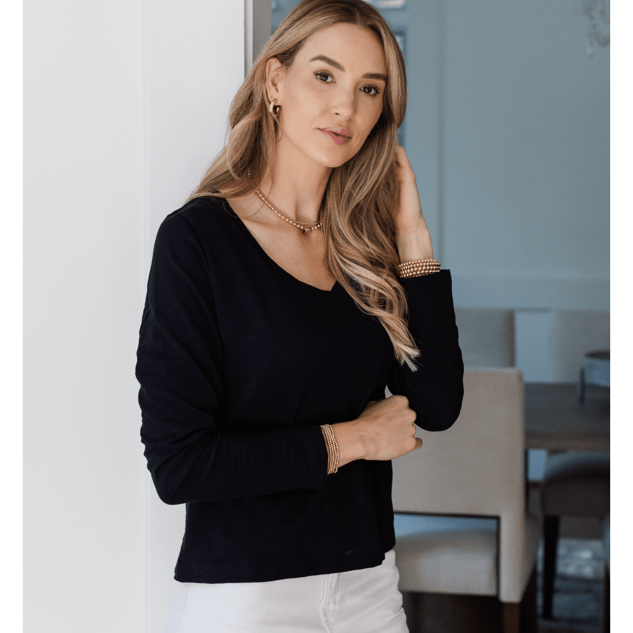 erin gray:Vintage Low-Key V in Black - Long Sleeve