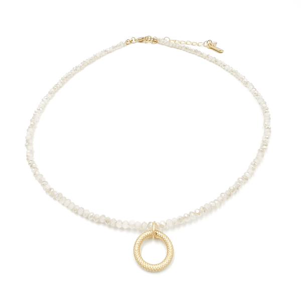 erin gray:Dainty Vibe on Winter White Necklace